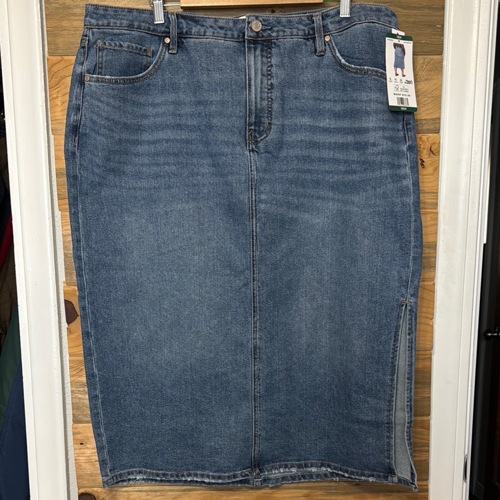 Edited by Remi Bader Women's Denim Pencil Skirt with Side Slit Plus‎ Size 18 W